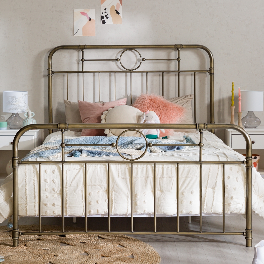 Bernius Bronze Queen Bed - Thumbnail - Image 3