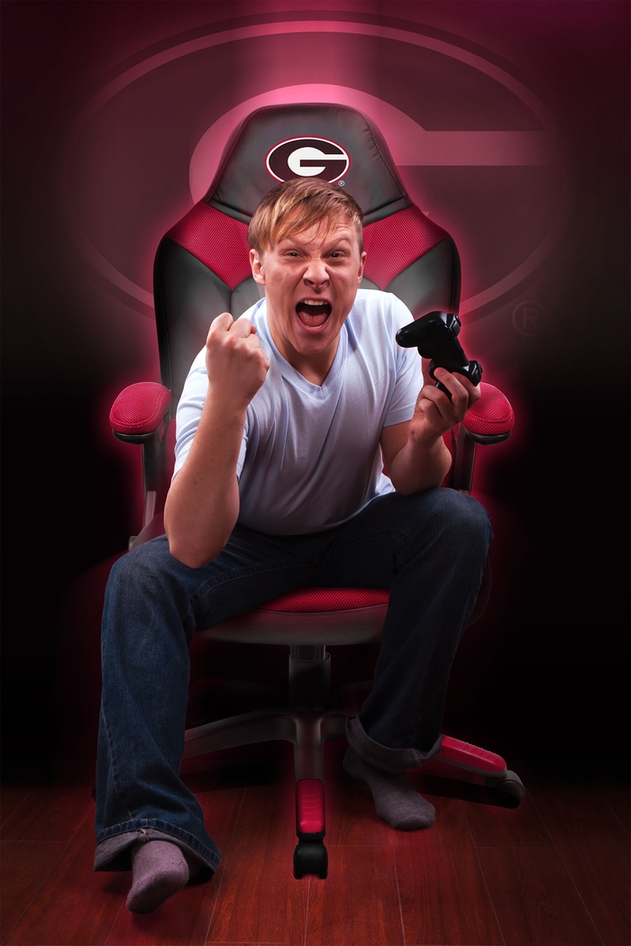Big Team NCAA University of Georgia Red Oversized Gaming Chair - Thumbnail - Image 4