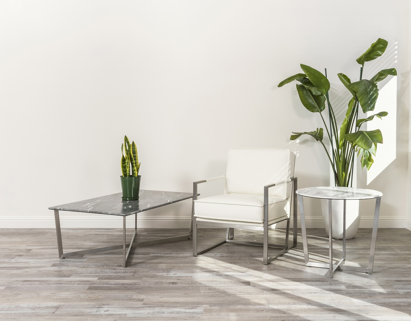 Bilbro II Black Cocktail Table - Thumbnail - Image 2