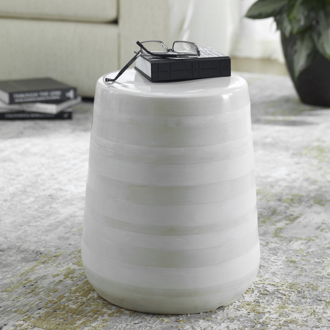 Bildo White Stool - Thumbnail - Image 3