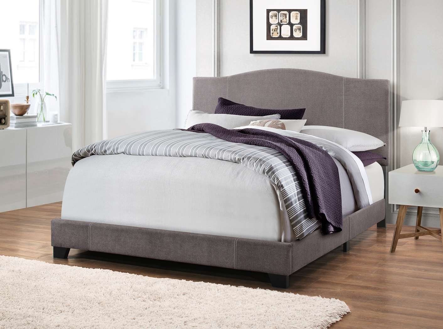 Bintliff Gray Queen Bed - Thumbnail - Image 6