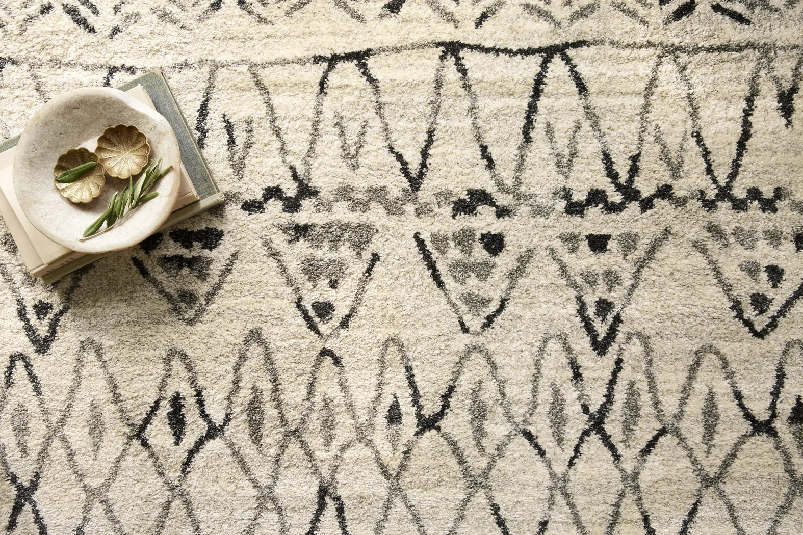 Birdie Multi 8'11 x 12'5 Rug - Thumbnail - Image 4