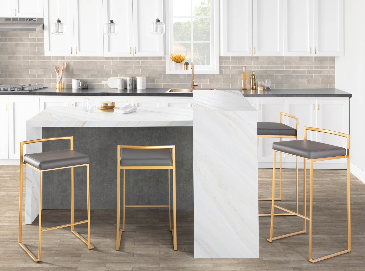 Birdlake II Gray Counter Height Stool, Set of 3 - Thumbnail - Image 3