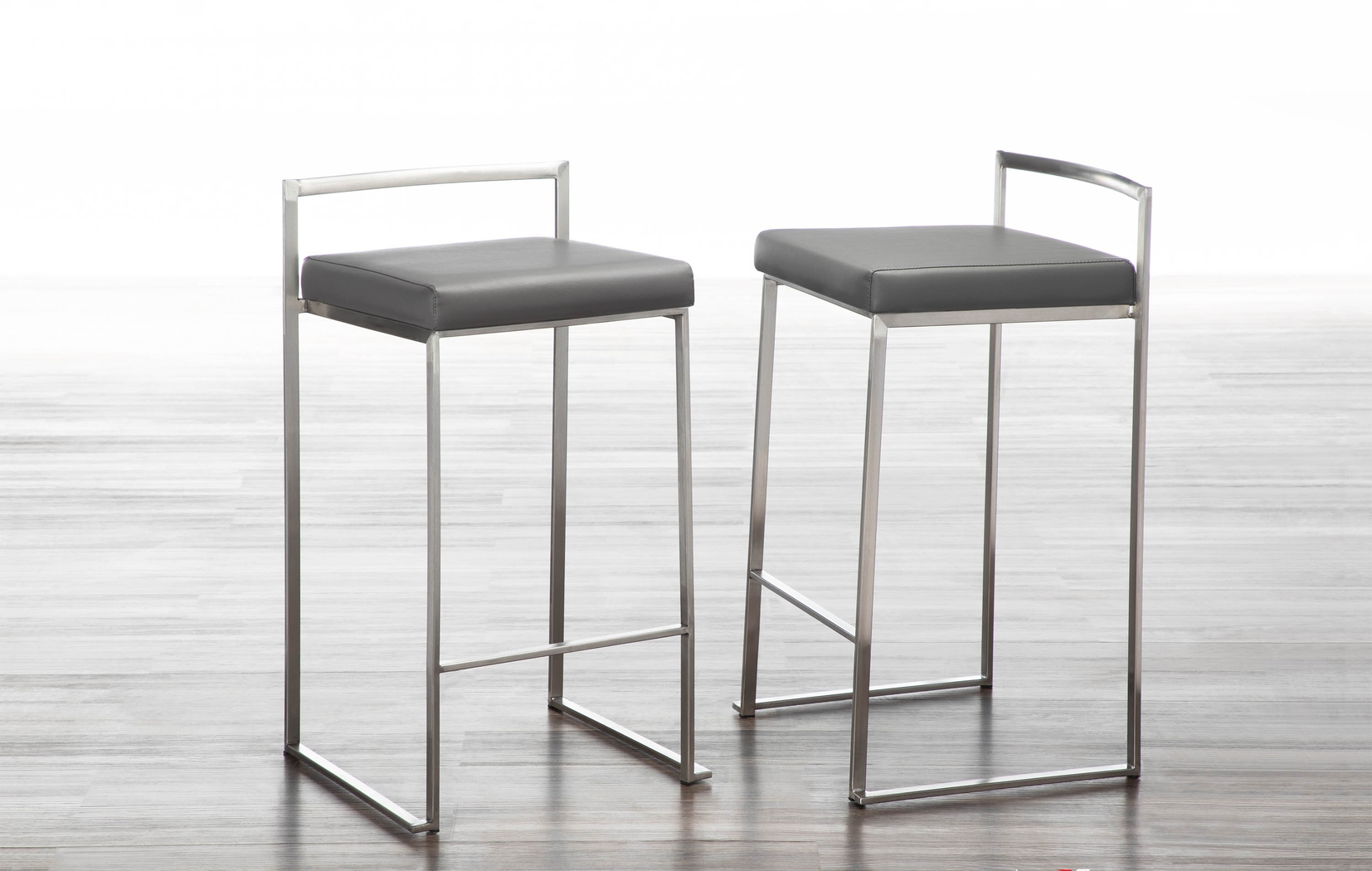 Birdlake IV Gray Counter Height Stool, Set of 3 - Thumbnail - Image 2