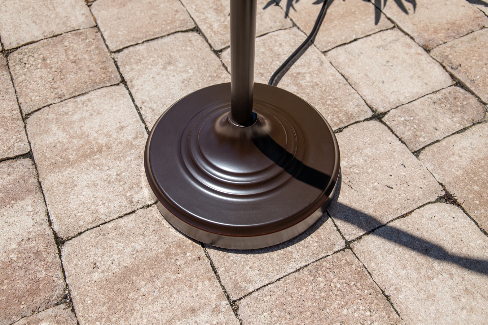 Birdy Cove Black Outdoor Floor Lamp - Thumbnail - Image 10