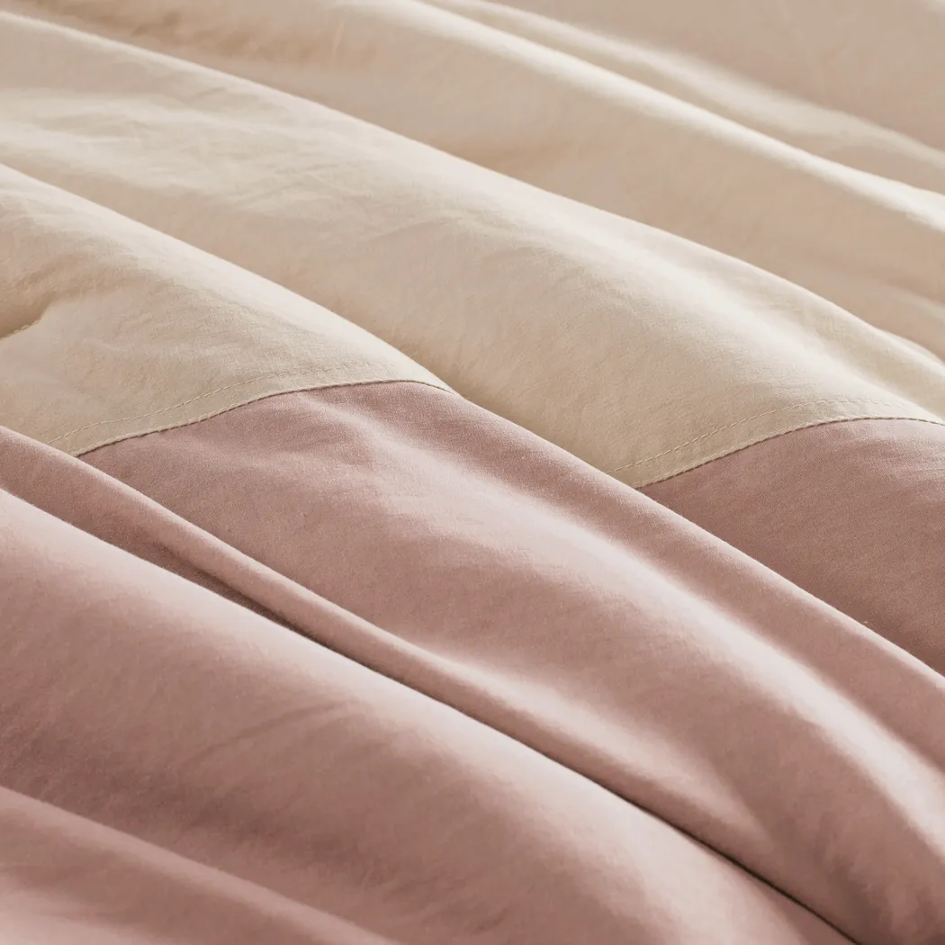 Blackthornea Pink King/California King 3 Pc Comforter Set - Thumbnail - Image 7