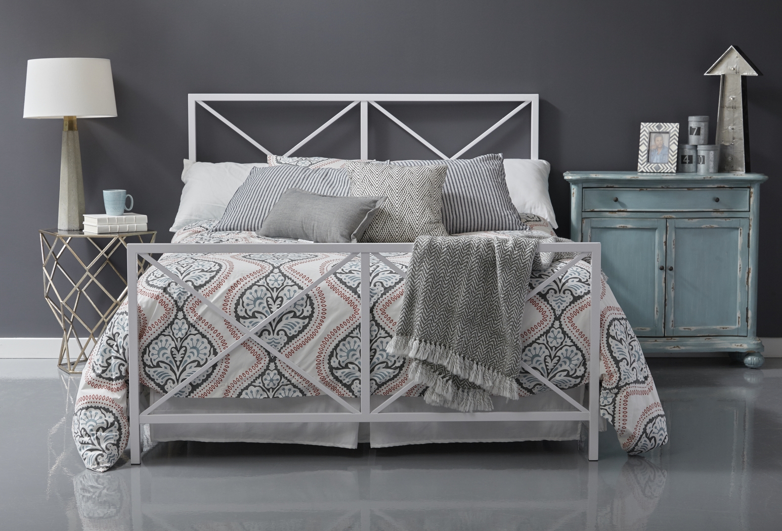 Blanca White Queen Bed - Thumbnail - Image 6