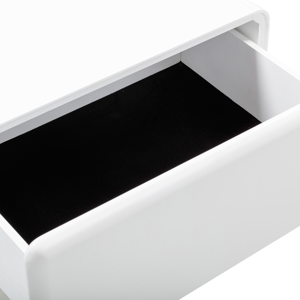 Bloomingrove White Nightstand - Thumbnail - Image 4