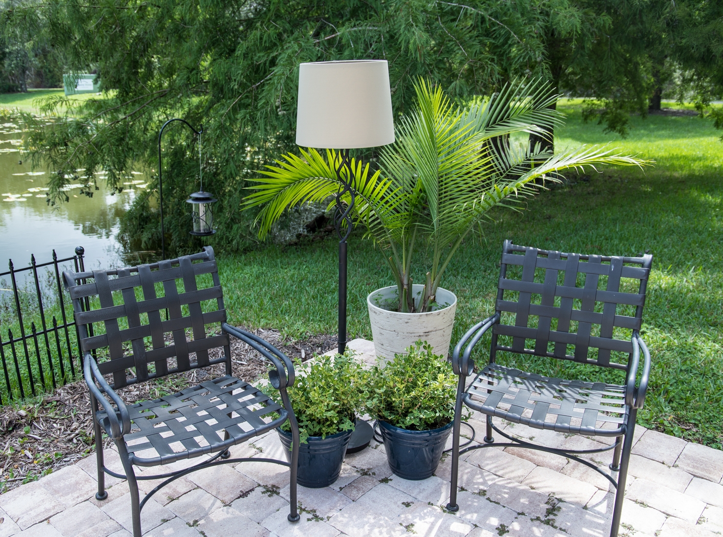 Blounts Creek Brown Outdoor Floor Lamp - Thumbnail - Image 2