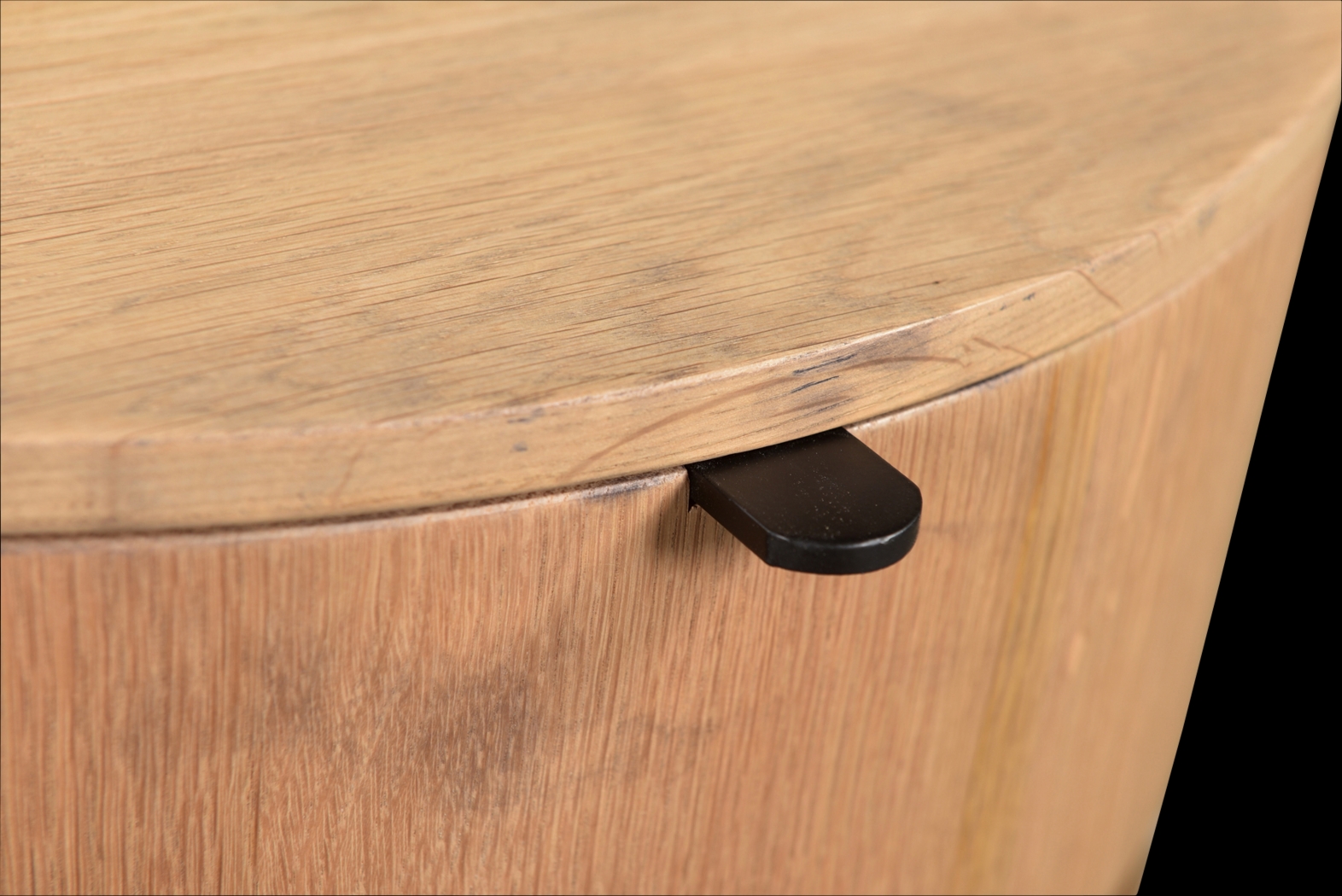 Bluffside Beige End Table - Thumbnail - Image 6