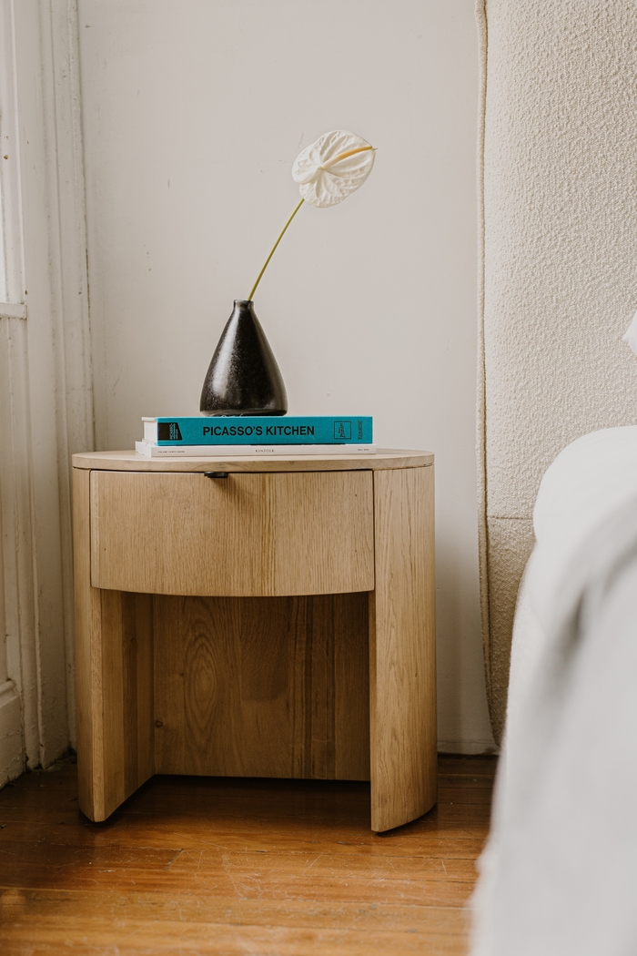 Bluffside Beige End Table - Thumbnail - Image 8