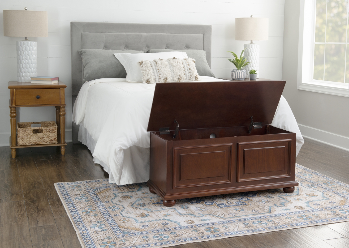 Bolanos Cherry Cedar Chest - Thumbnail - Image 3