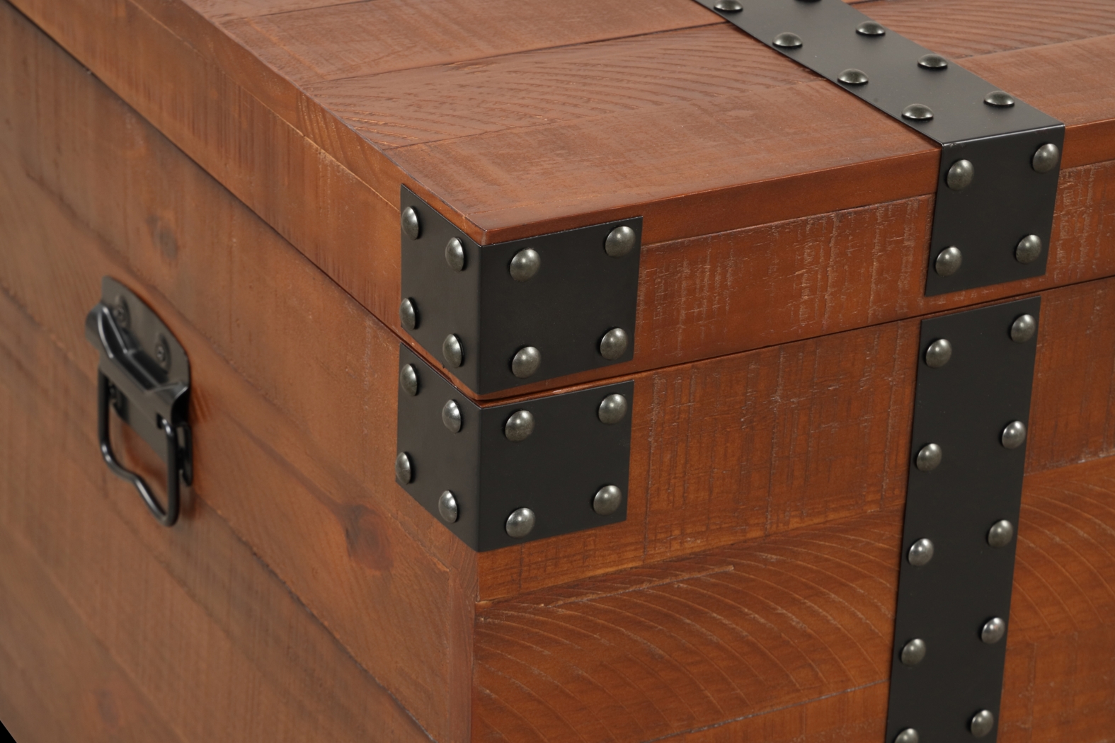 Bonavesta Brown Storage Trunk - Thumbnail - Image 9