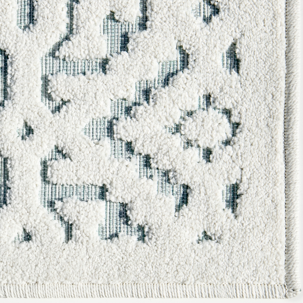 Bousson White 7'9 x 10'10 Rug - Thumbnail - Image 4