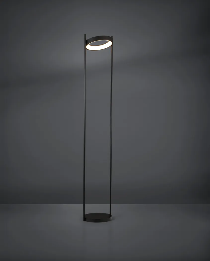 Boxwood Lake Black Floor Lamp - Thumbnail - Image 2