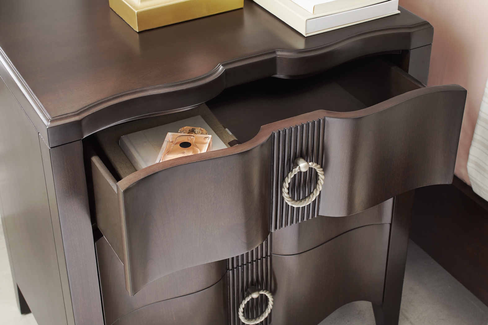 Bradbury Brown Cherry Finish 5 Pc Queen Panel Bedroom - Thumbnail - Image 7