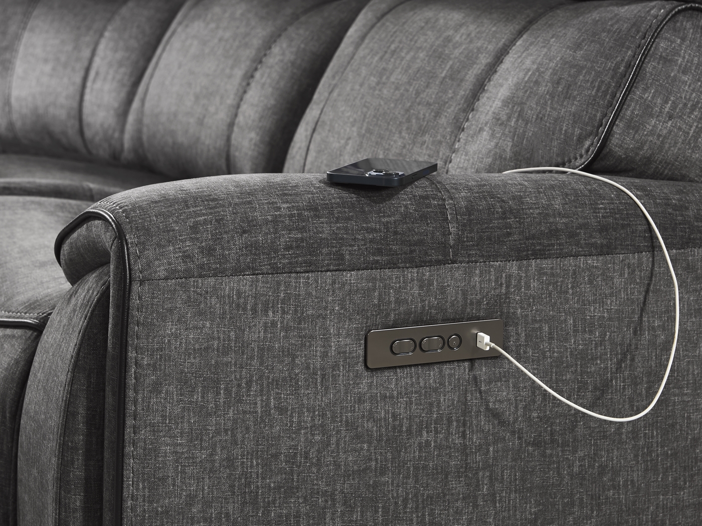 Bradshaw Place Dark Gray 5 Pc Living Room with Dual Power Reclining Sofa - Thumbnail - Image 6