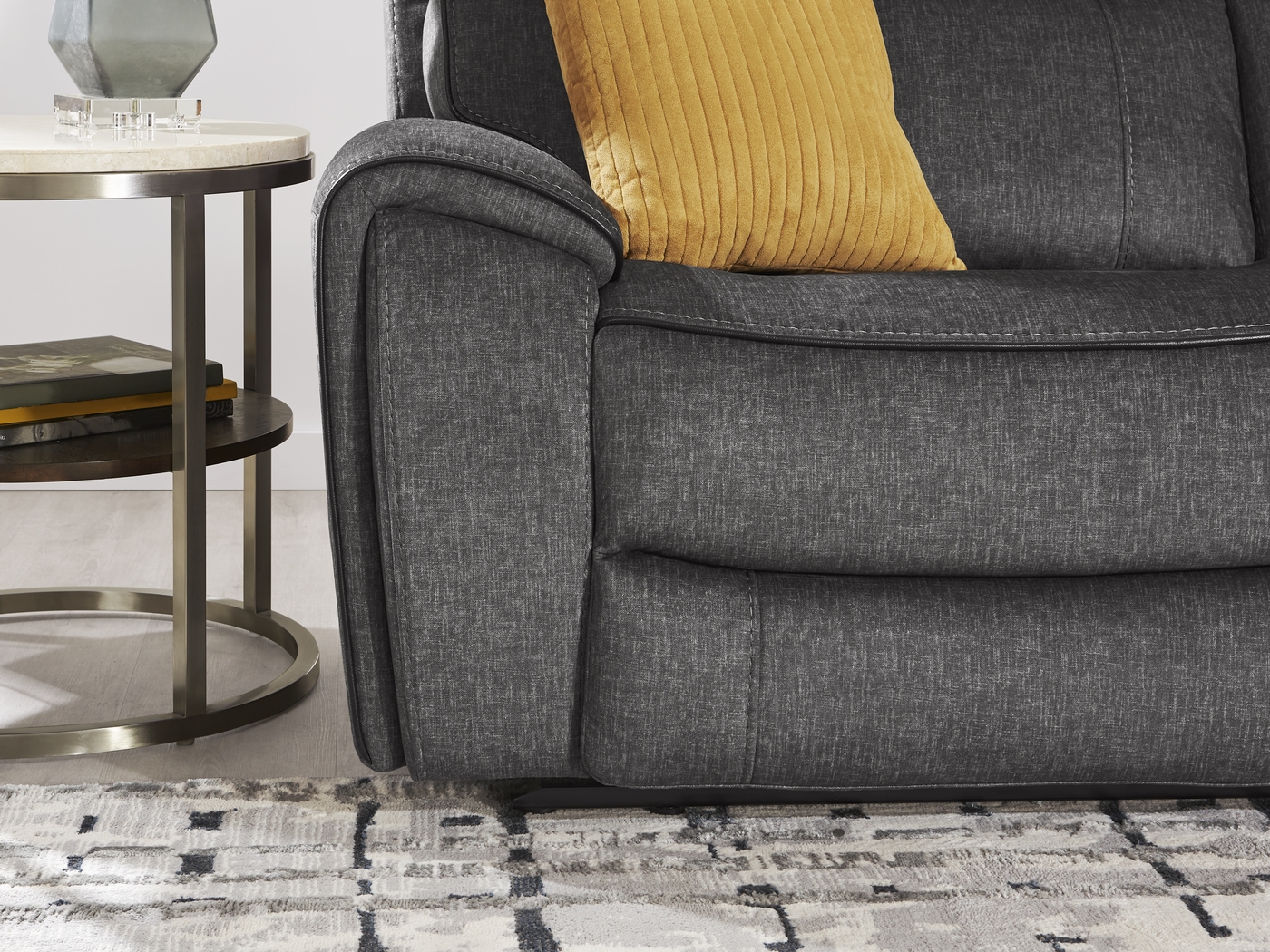 Bradshaw Place Dark Gray 5 Pc Living Room with Reclining Sofa - Thumbnail - Image 8