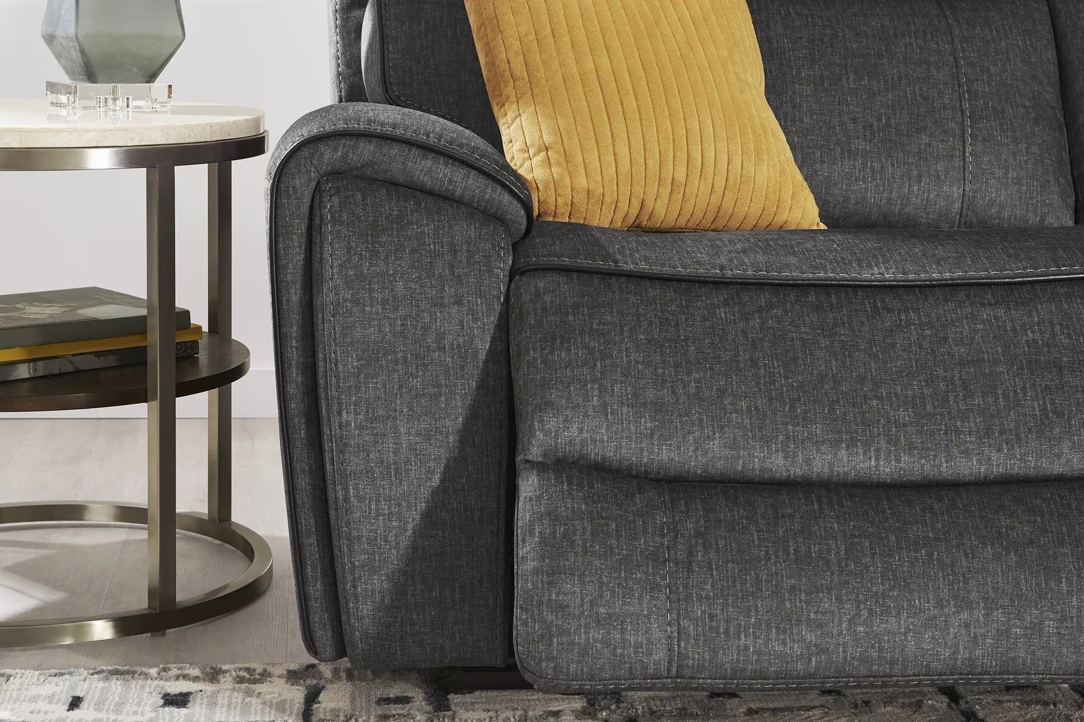 Bradshaw Place Dark Gray Reclining Glider Console Loveseat - Thumbnail - Image 3