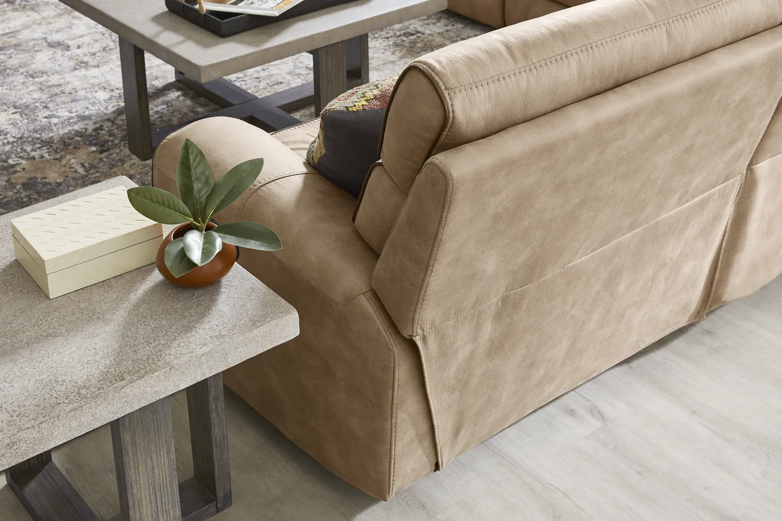 Bradshaw Place Stone 6 Pc Power Reclining Sectional - Thumbnail - Image 7