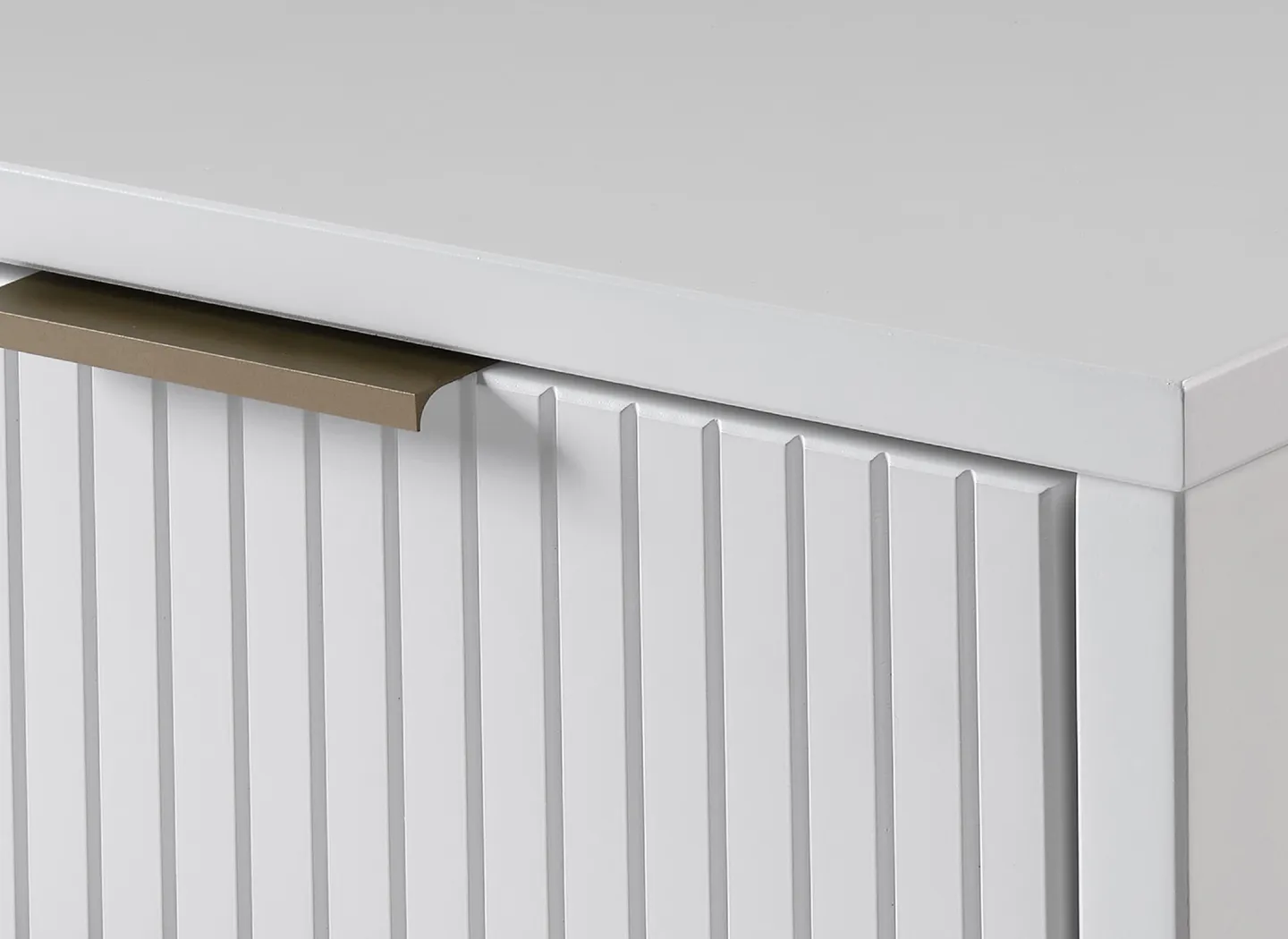 Bremmer I White Dresser - Thumbnail - Image 10