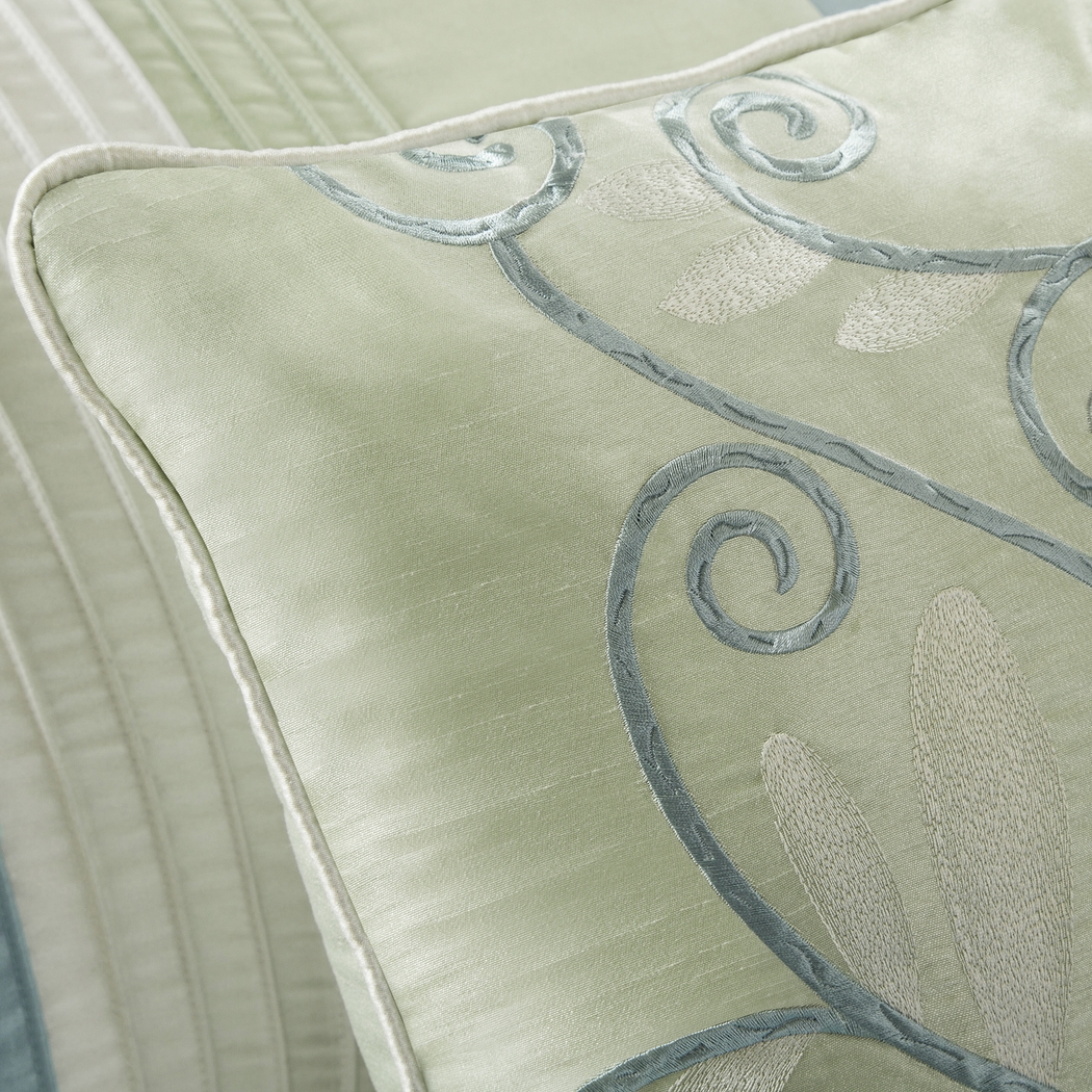 Brenna Blue/Green 7 Pc Queen Comforter Set - Thumbnail - Image 3