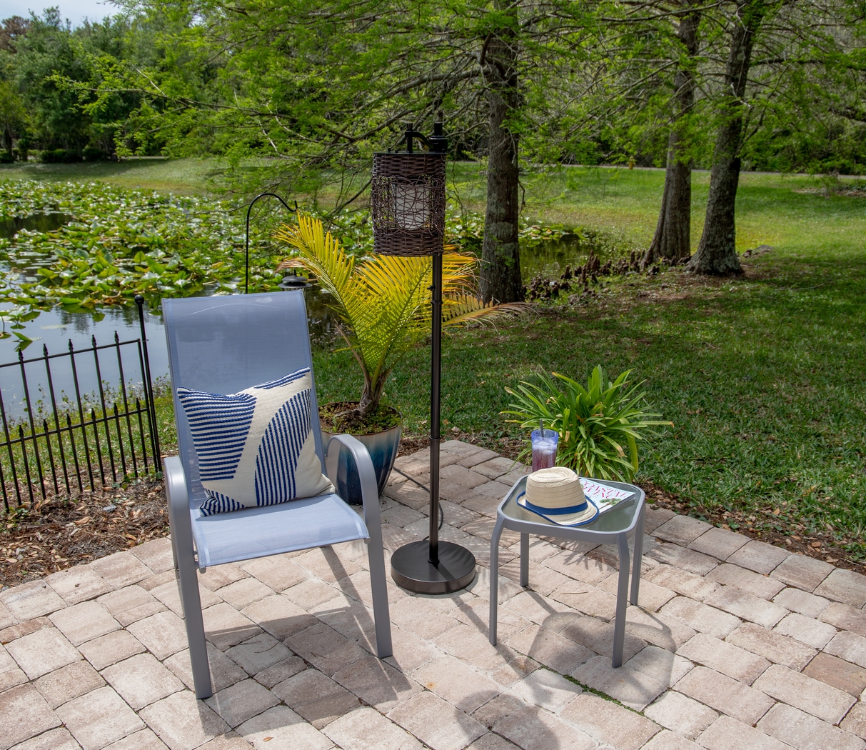 Brenty Brown Outdoor Floor Lamp - Thumbnail - Image 2