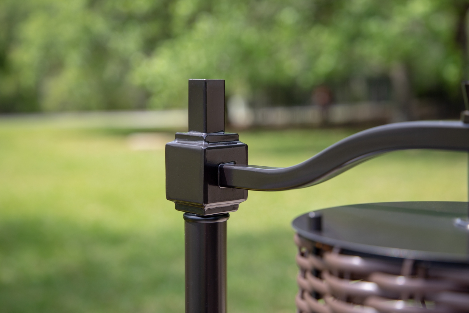 Brenty Brown Outdoor Floor Lamp - Thumbnail - Image 5