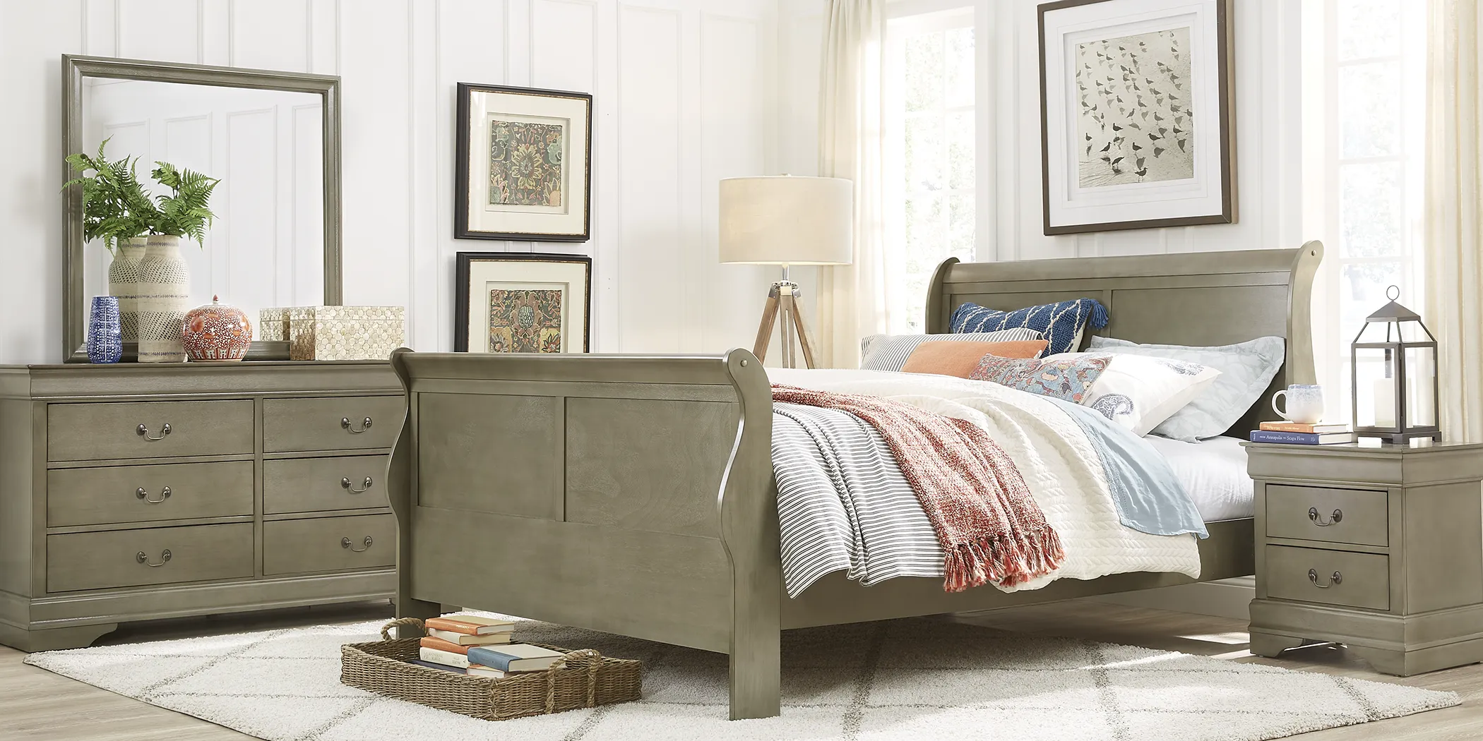 Brevard Gray 3 Pc Queen Sleigh Bed - Thumbnail - Image 2