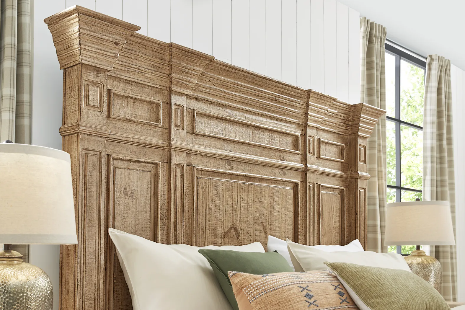 Briar Hill Natural 5 Pc Queen Panel Bedroom - Thumbnail - Image 3