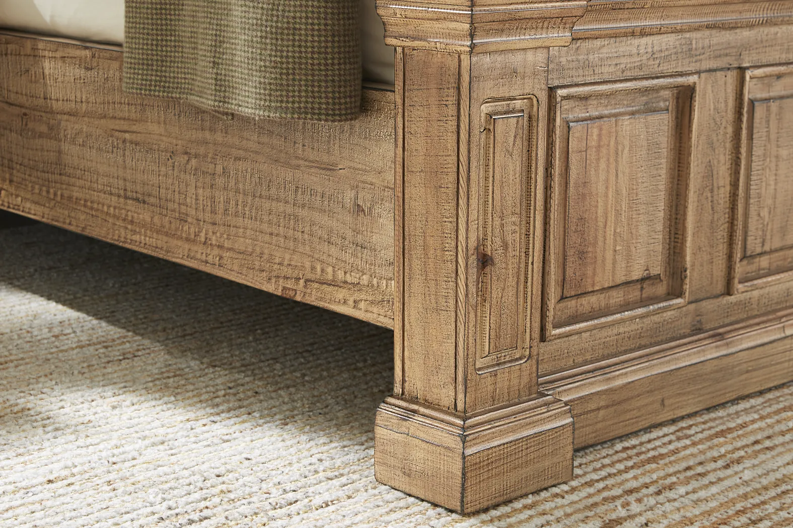 Briar Hill Natural 5 Pc Queen Panel Bedroom - Thumbnail - Image 5