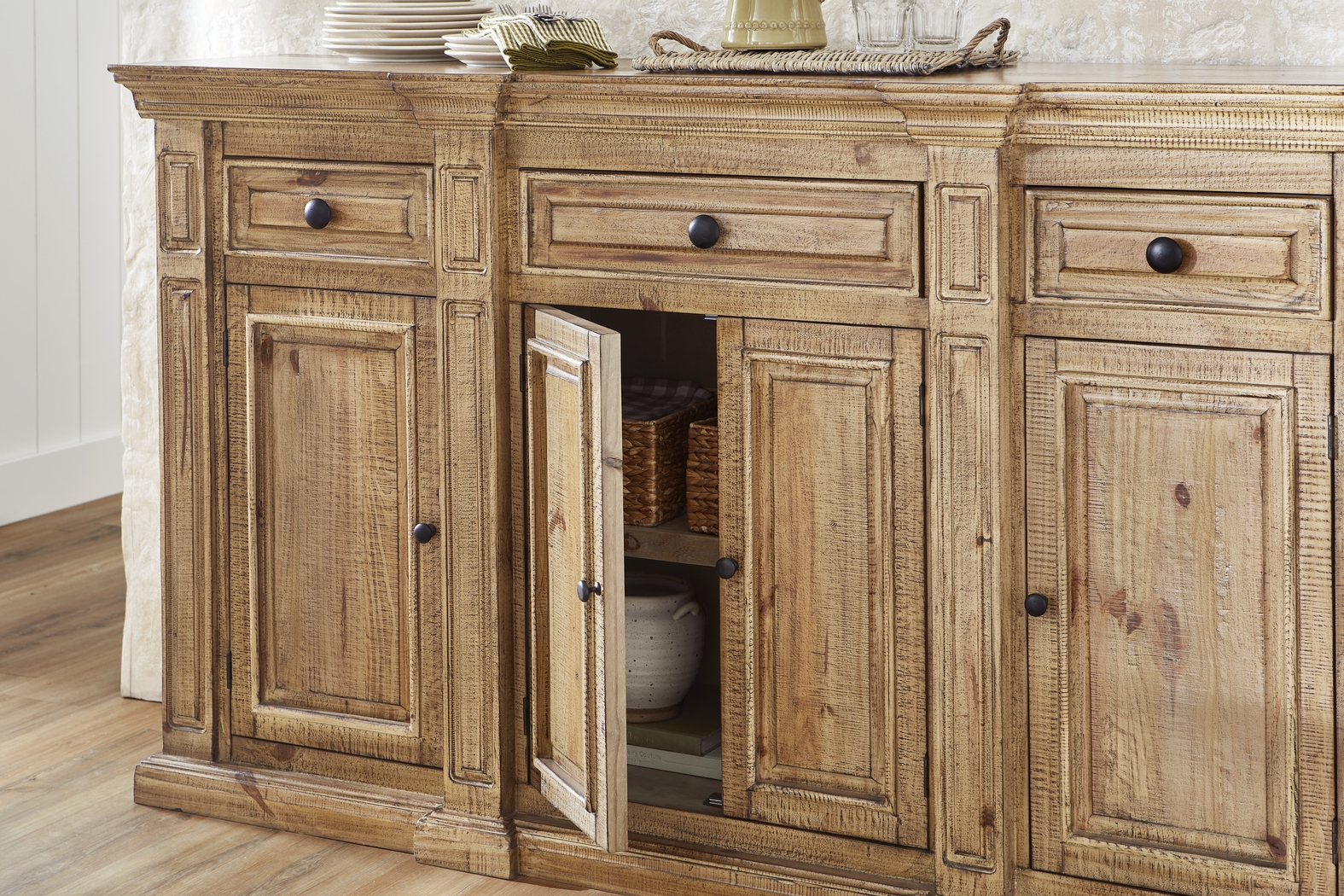 Briar Hill Natural 8 Pc Dining Room - Thumbnail - Image 6