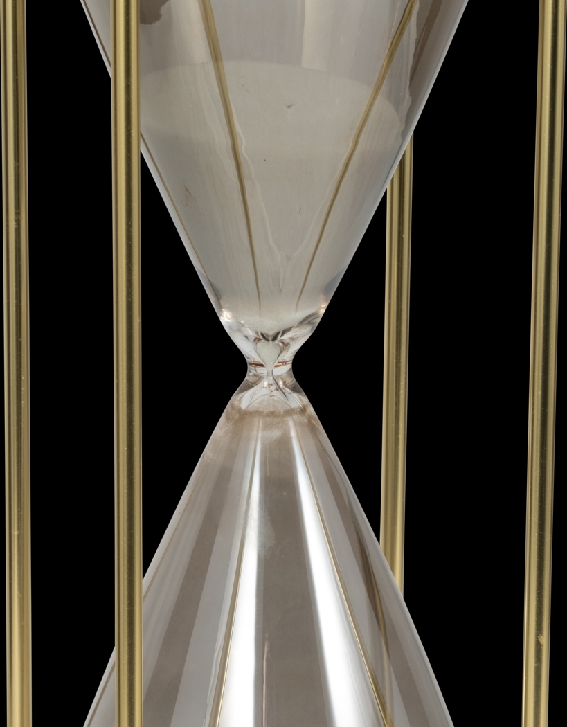 Briaroaks Gold Hourglass - Thumbnail - Image 6