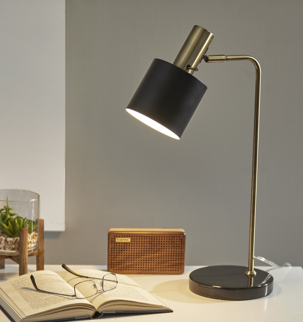 Brierdale Black Lamp - Thumbnail - Image 3