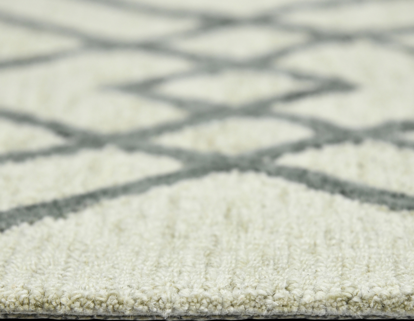 Brigit Ivory 8' x 10' Rug - Thumbnail - Image 5