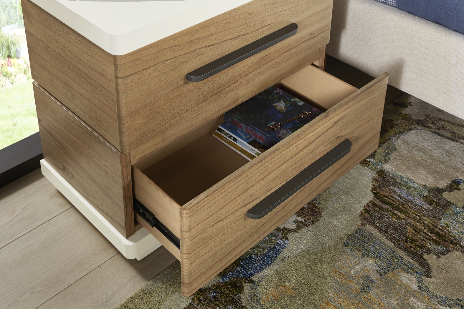 Bristol Bay Brown 8 Pc Upholstered Queen Bedroom - Thumbnail - Image 14