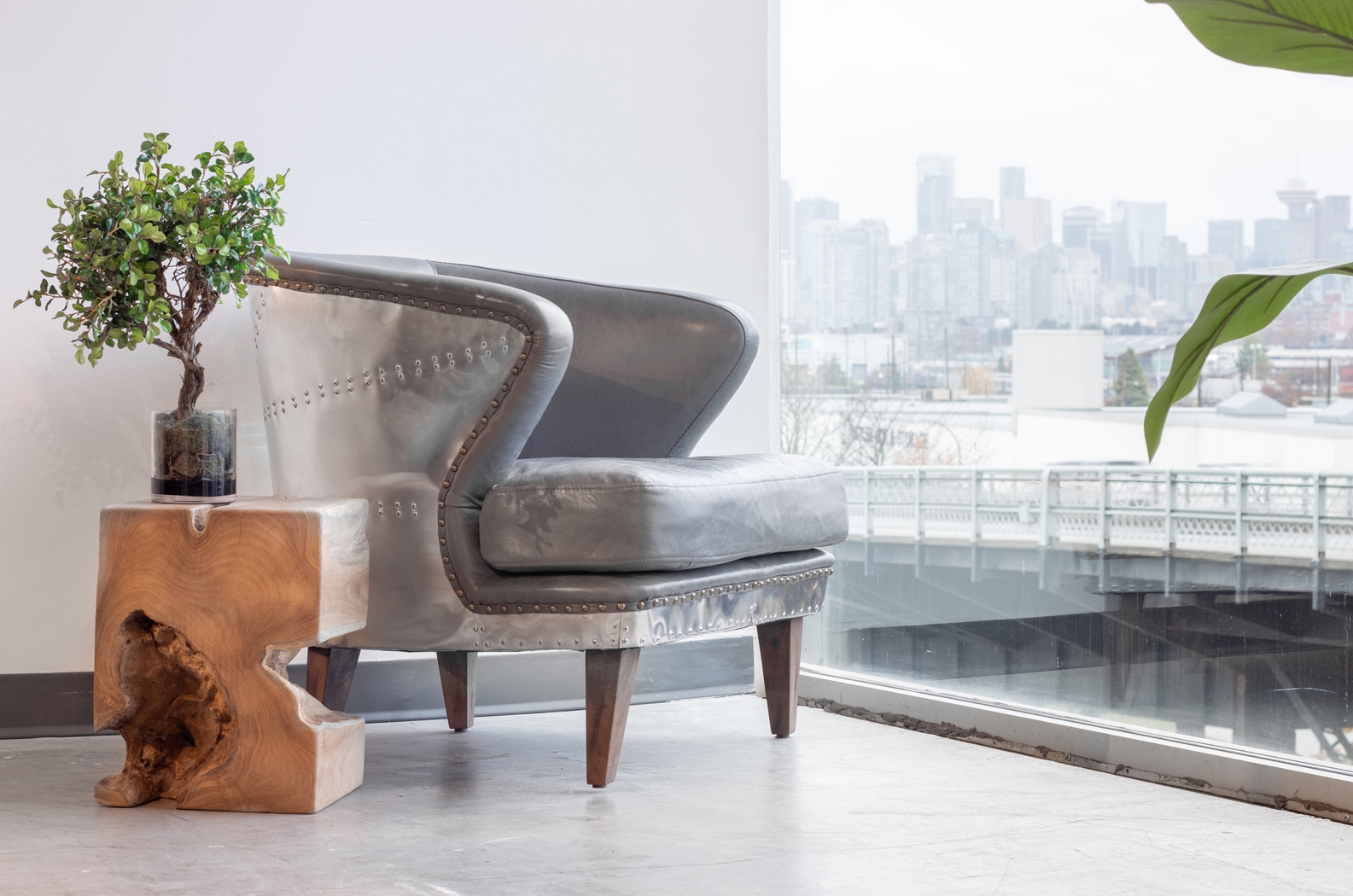 Brocton Grey Accent Chair - Thumbnail - Image 4