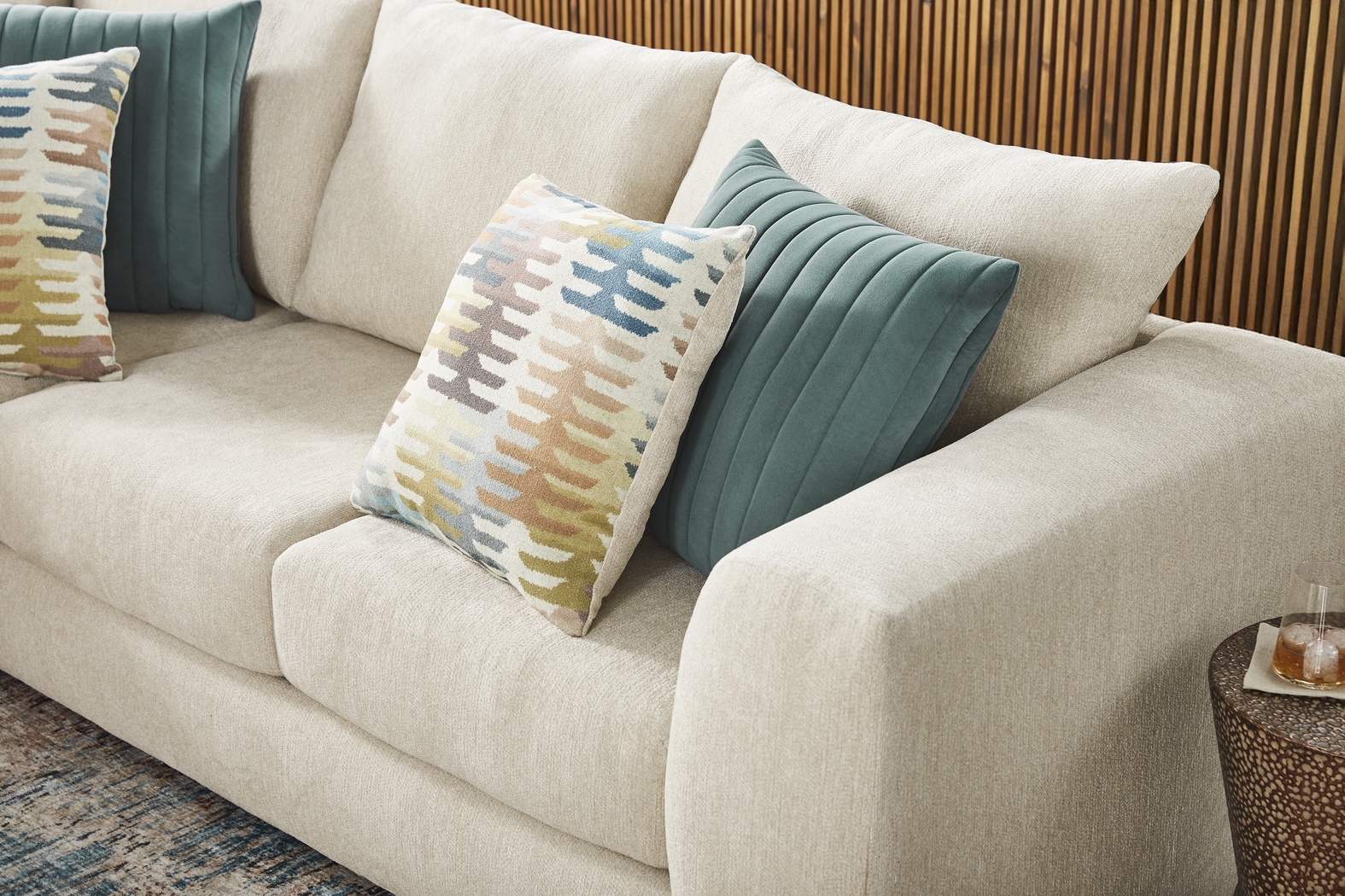 Brookeville White 2 Pc Sectional - Thumbnail - Image 4