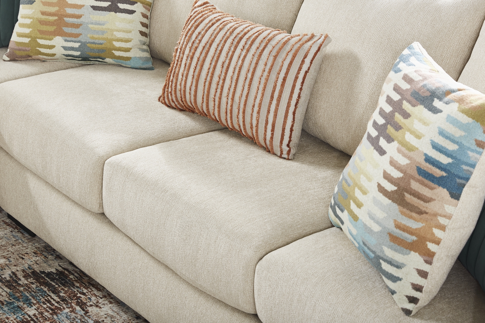 Brookeville White 2 Pc Sectional - Thumbnail - Image 3