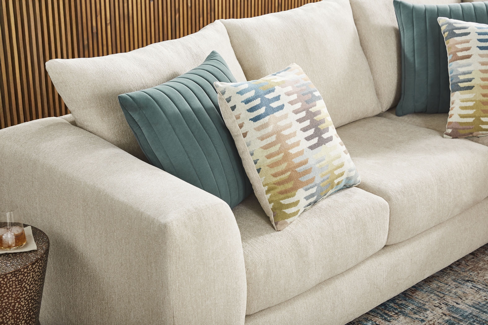 Brookeville White 2 Pc Sectional - Thumbnail - Image 4