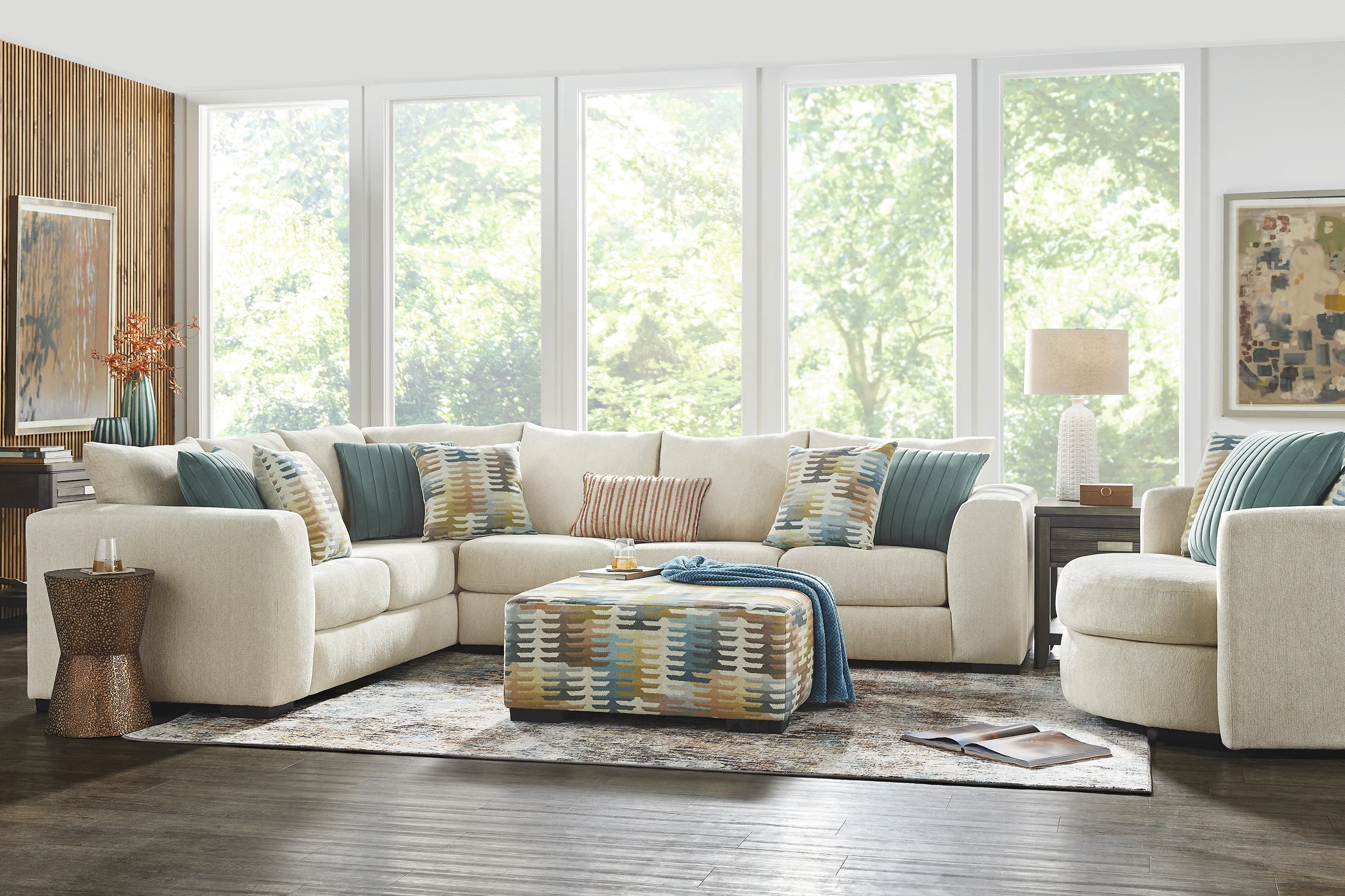 Brookeville White 5 Pc Sectional Living Room - Thumbnail - Image 1