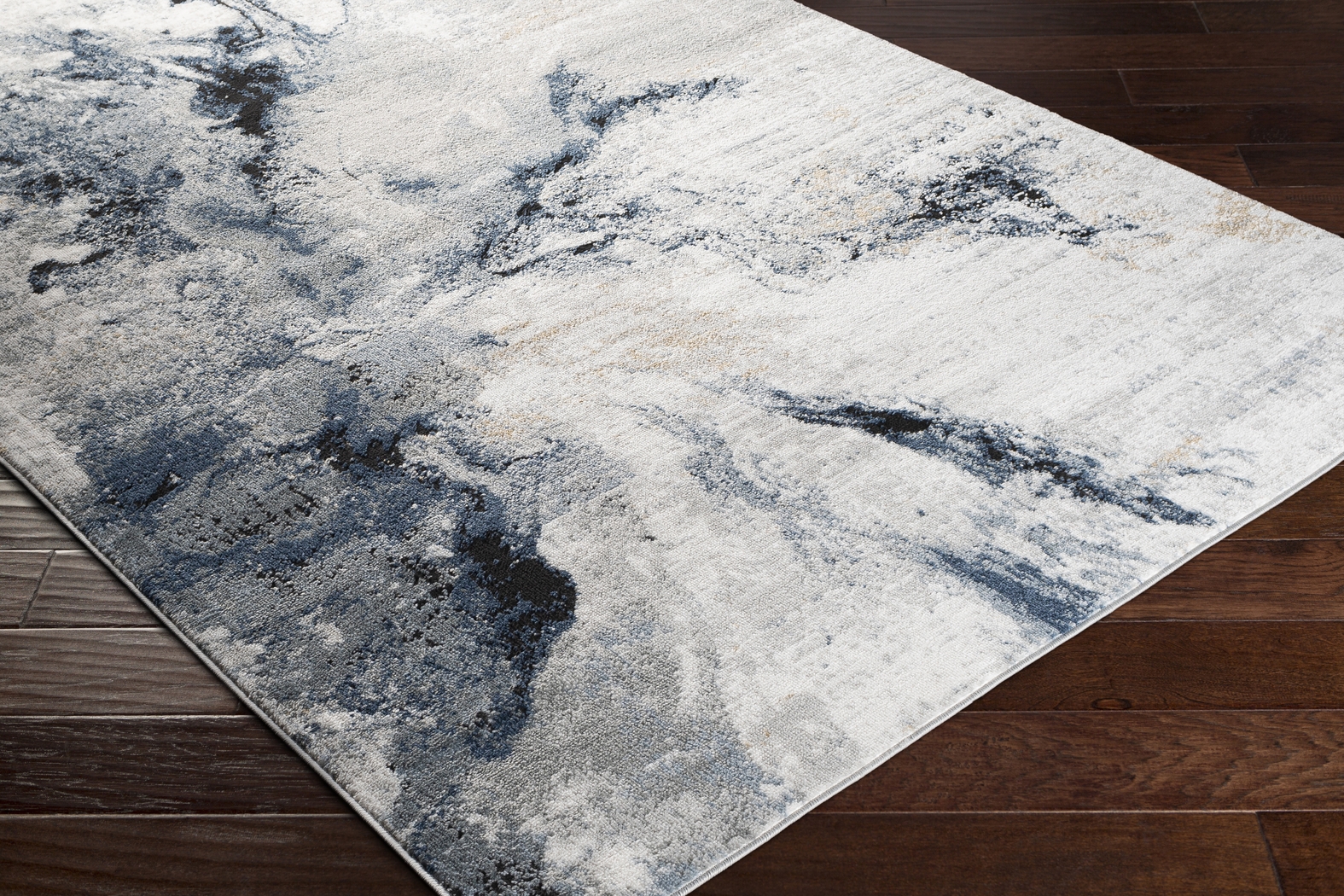 Brycen Blue 5'3 x 7'3 Rug - Thumbnail - Image 3