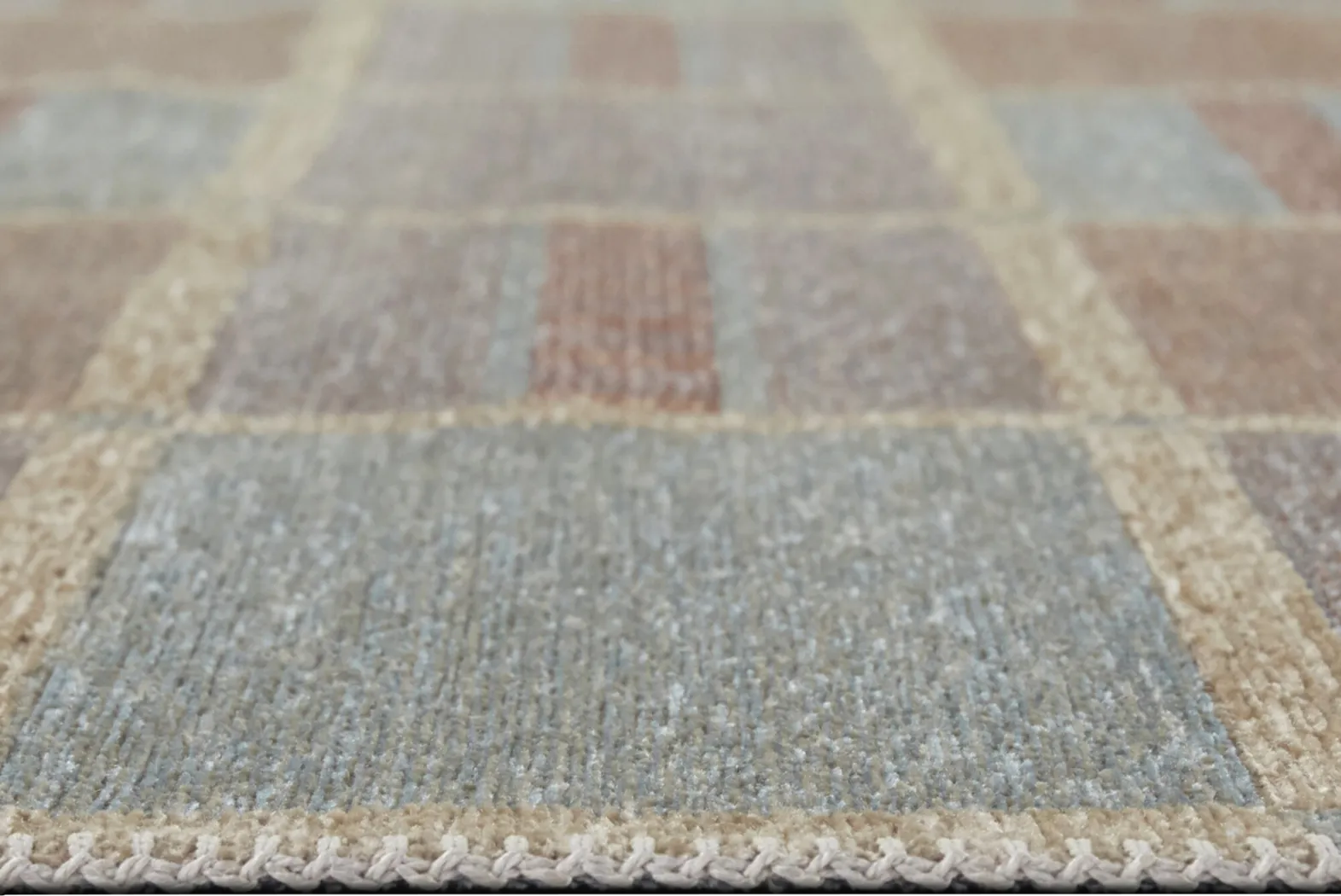 Bryldr Pink 5'3 x 7' Rug - Thumbnail - Image 5