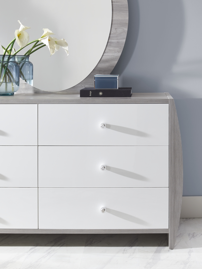 Buccone Heights White Dresser - Thumbnail - Image 3