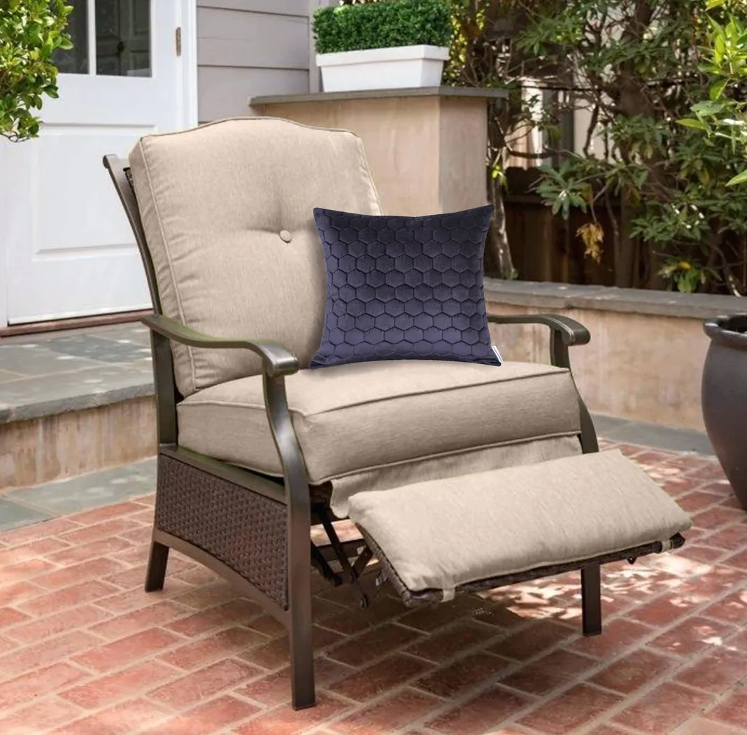 Buraid Blue Accent Pillow - Thumbnail - Image 6