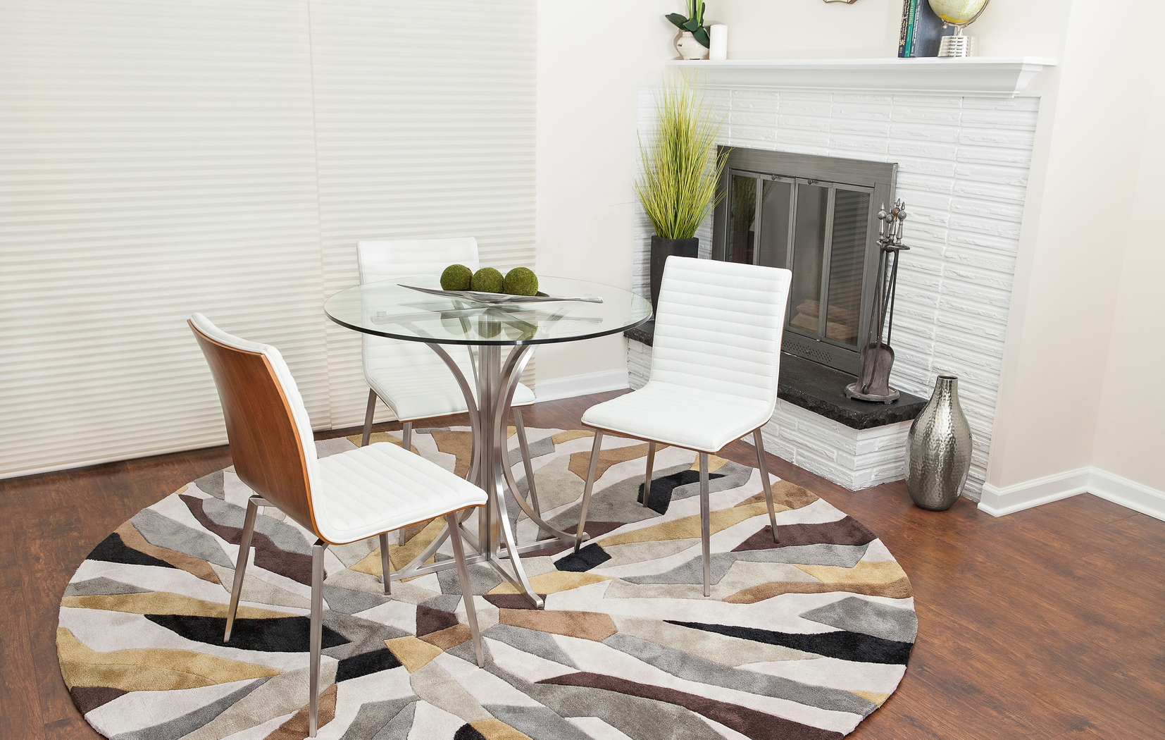 Burnsfield White Swivel Side Chair, Set of 2 - Thumbnail - Image 11