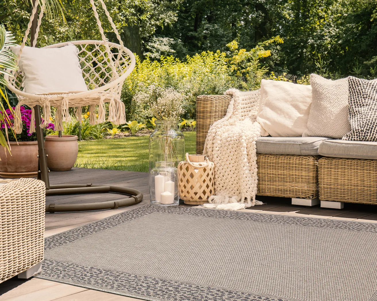 Buxia Taupe 6'6 x 9'4 Indoor/Outdoor Rug - Thumbnail - Image 2