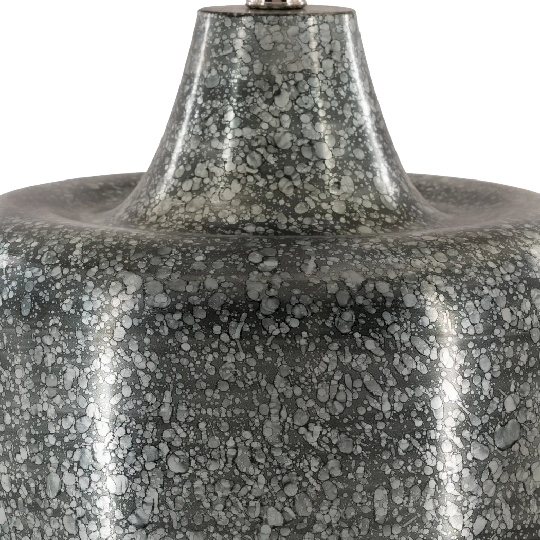 Cabat Oaks Gray Lamp - Thumbnail - Image 6