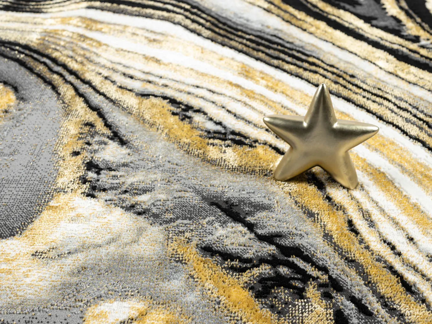Calbolt Gold 8' x 11' Rug - Image 4