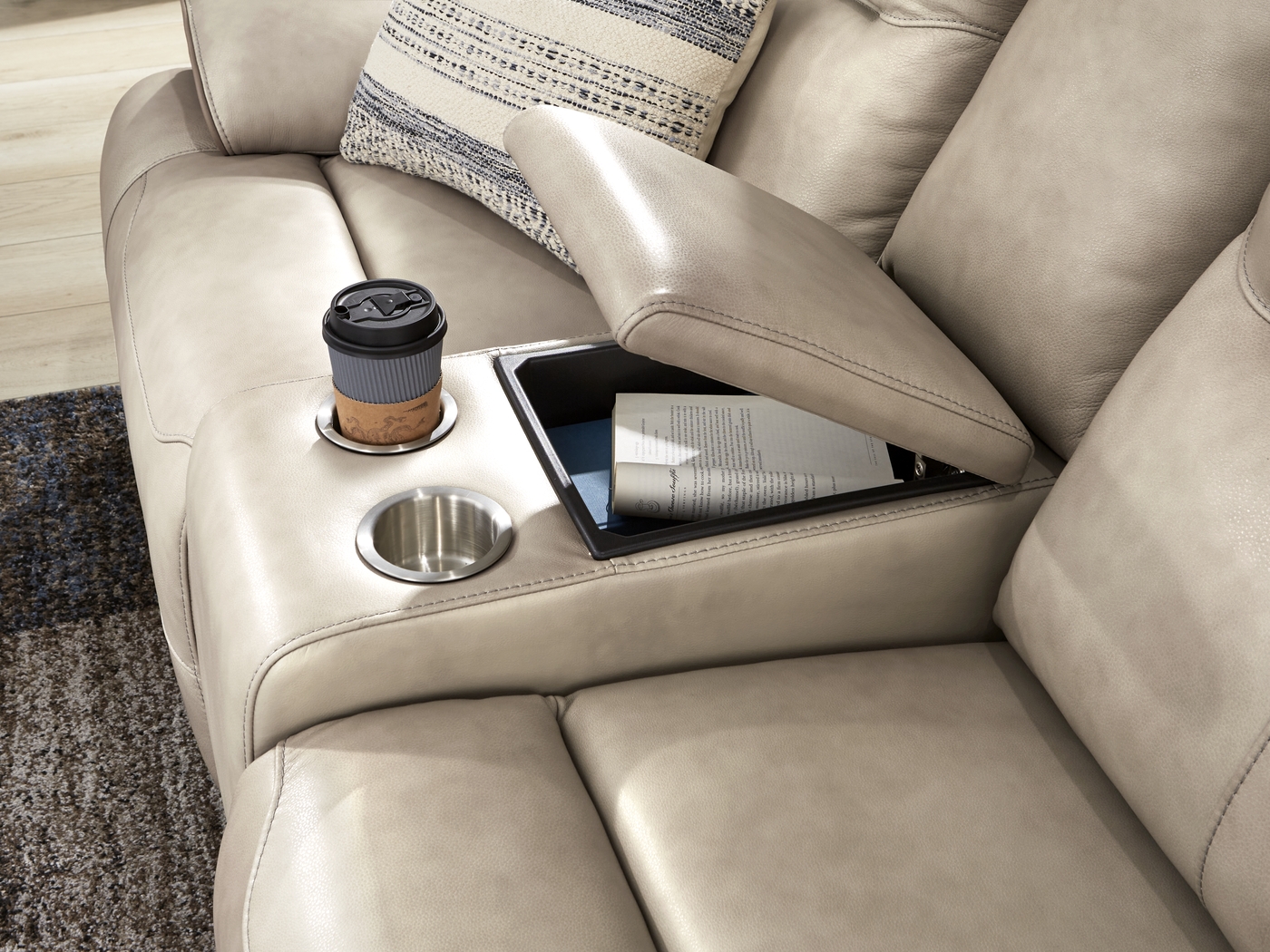 Caletta Way Beige Leather 5 Pc Dual Power Reclining Living Room - Thumbnail - Image 9